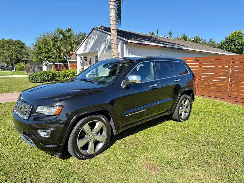 2014 Jeep Grand Cherokee - Overland Sport Utility 4D