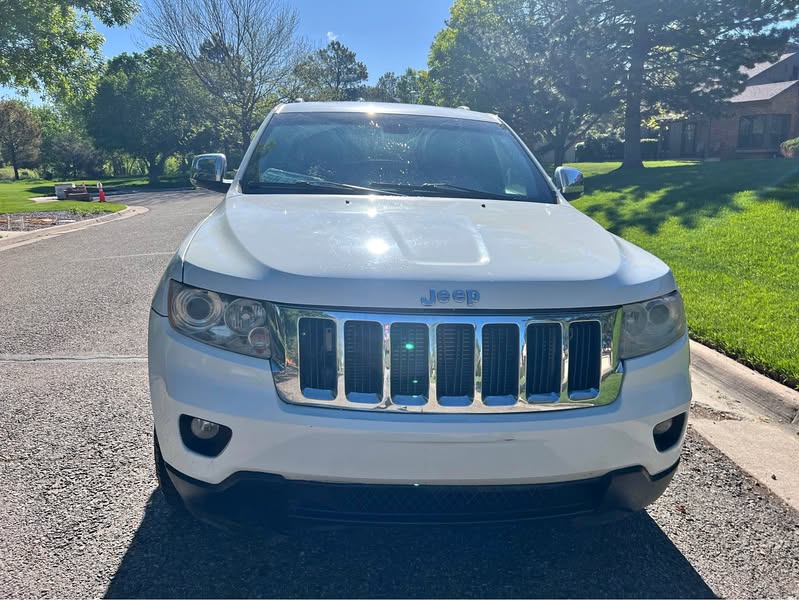 2013 Jeep GRAND CHEROKEE AWD LIMITED