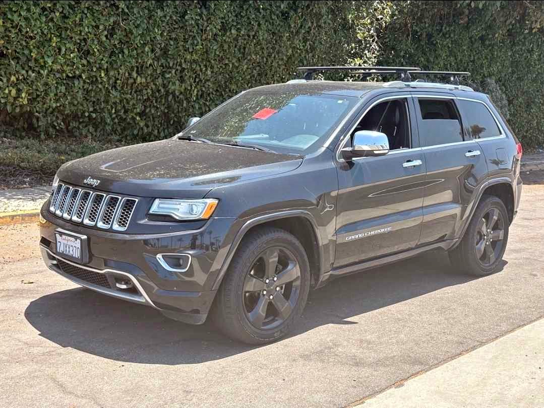 2015 Jeep Grand Cherokee - All New Overland Sport Utility 4D