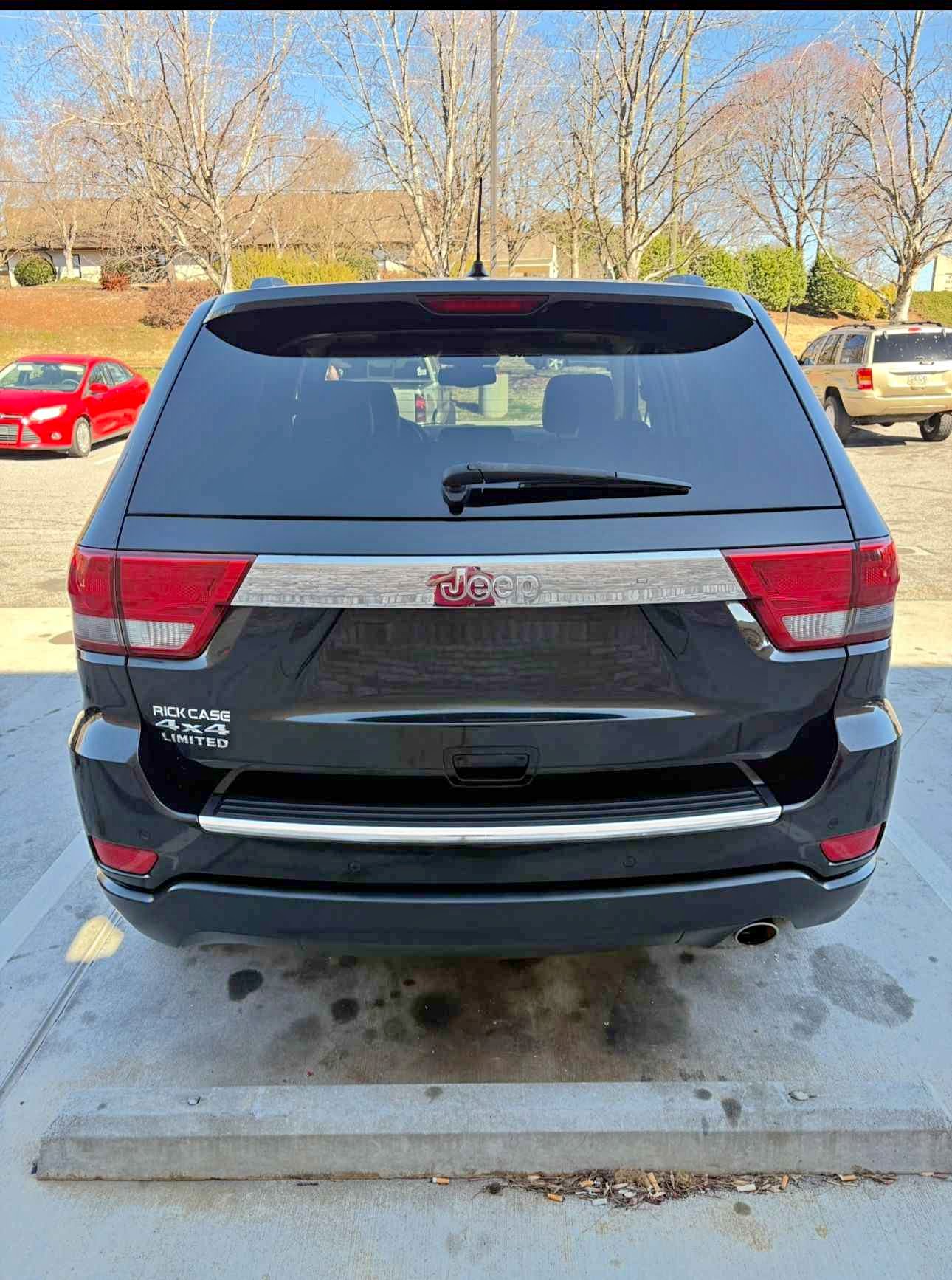 2011 Jeep Grand Cherokee - Laredo Sport Utility 4D