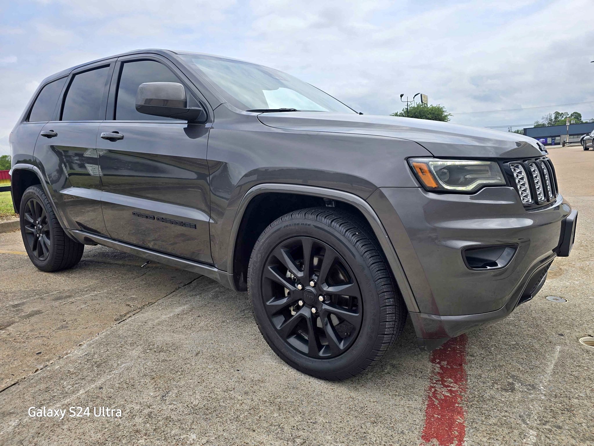2020 Jeep Grand Cherokee - Altitude Sport Utility 4D