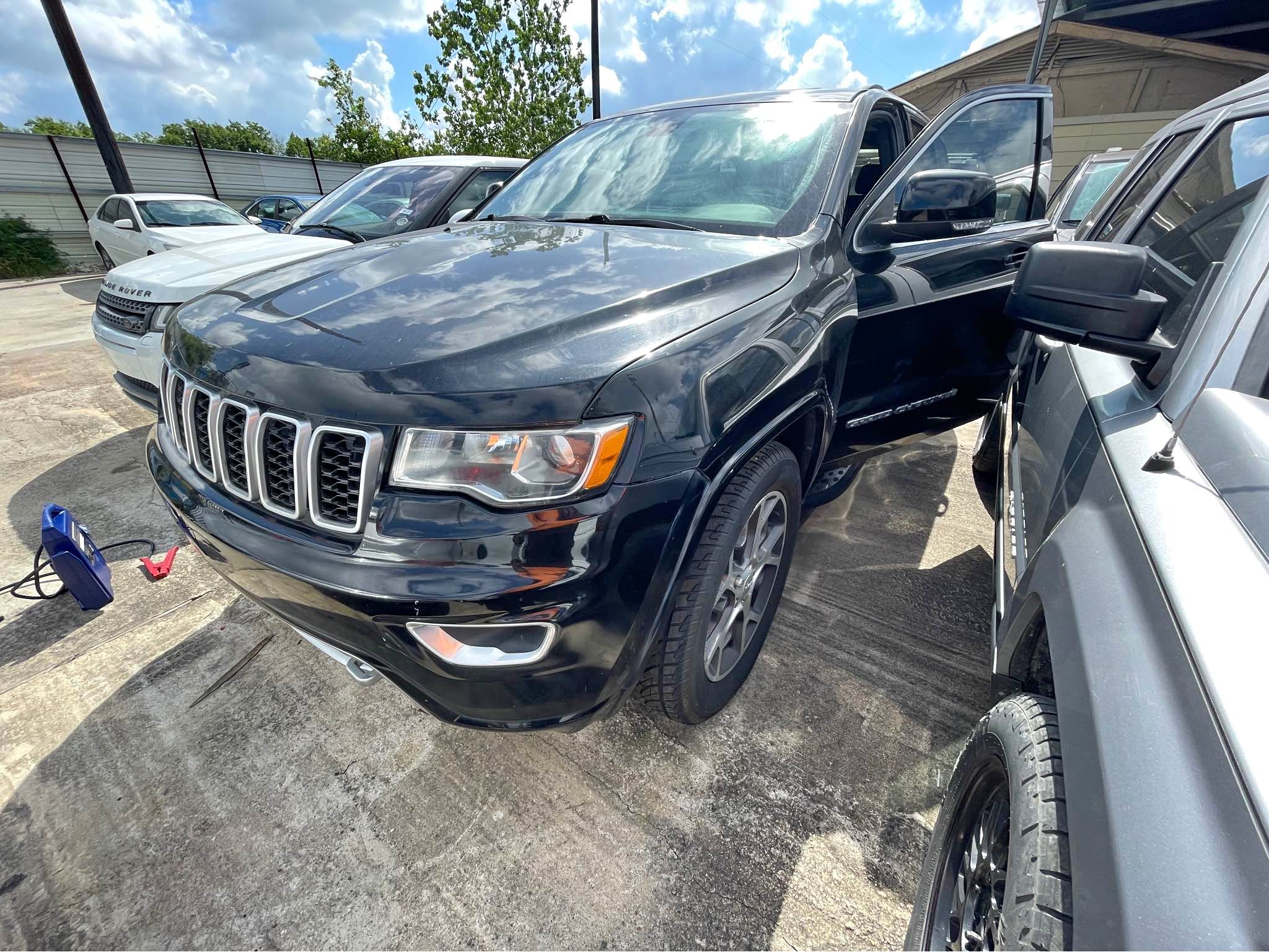 2018 Jeep Grand Cherokee - Limited Sport Utility 4D