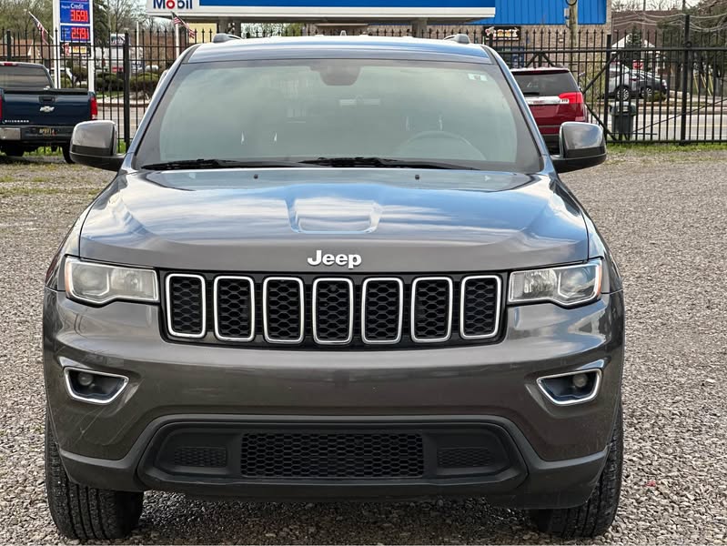 2019 Jeep Grand Cherokee - Laredo E Sport Utility 4D