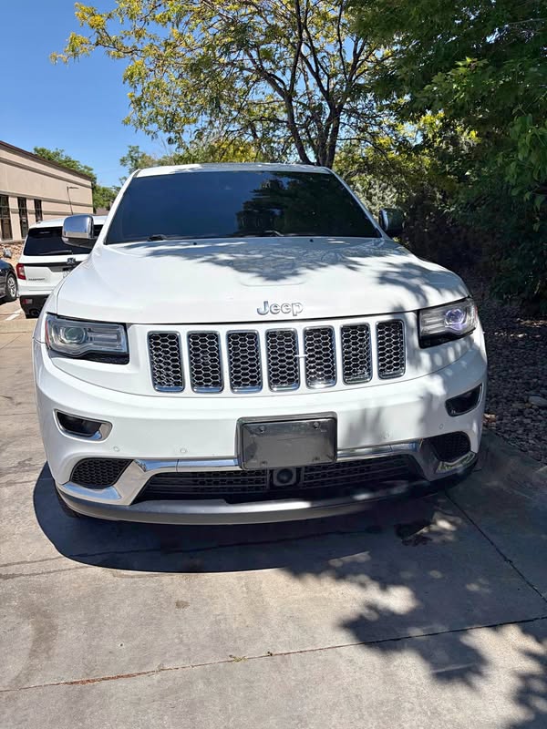 2014 Jeep Grand Cherokee - Summit Sport Utility 4D