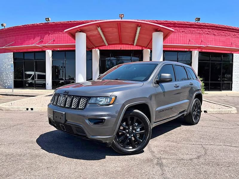 2021 Jeep Grand Cherokee - Laredo X Sport Utility 4D
