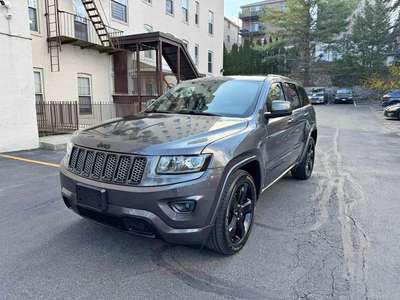 2015 Jeep Grand Cherokee - All New Altitude Sport Utility 4D