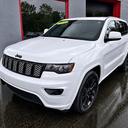 2019 Jeep Grand Cherokee - Altitude Sport Utility 4D