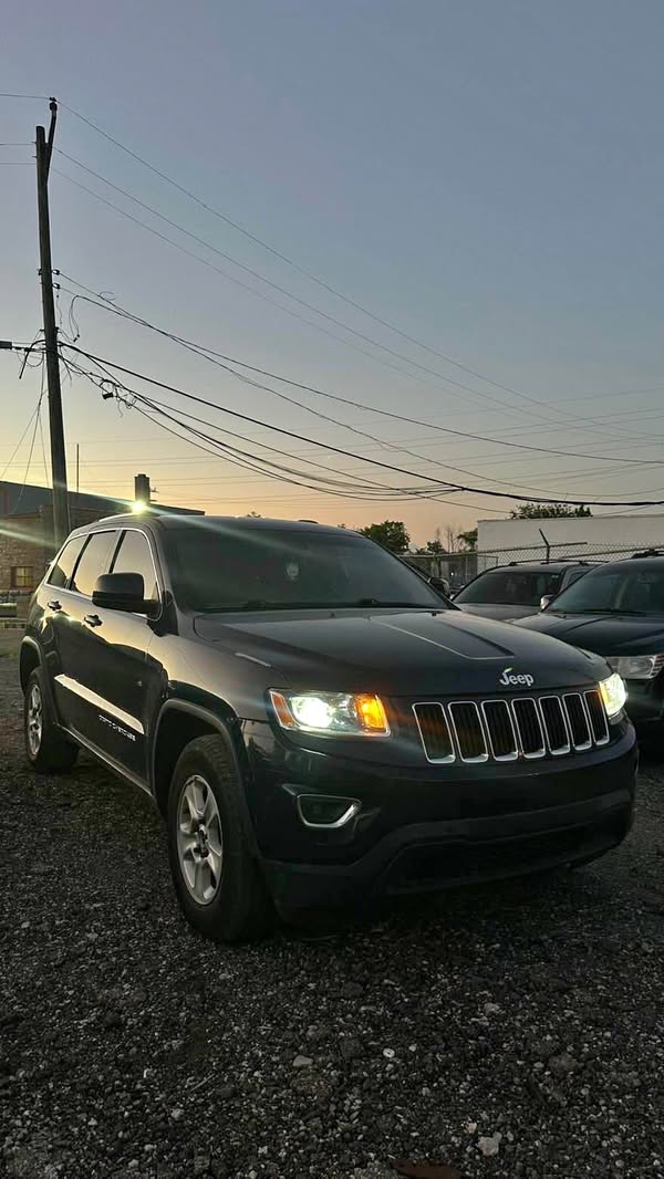 2015 Jeep Grand Cherokee L - Laredo Sport Utility 4D