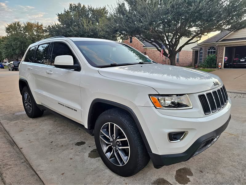 2014 Jeep Grand Cherokee - Laredo Sport Utility 4D