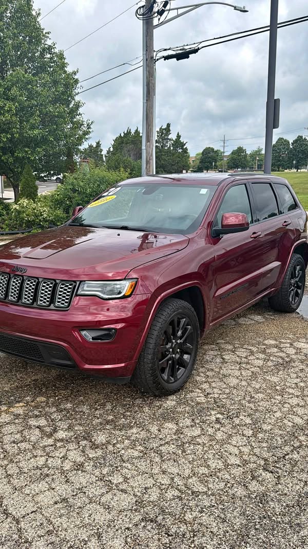 2020 Jeep Grand Cherokee - Altitude Sport Utility 4D