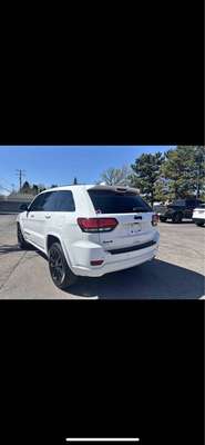 2018 Jeep Grand Cherokee - Laredo Sport Utility 4D