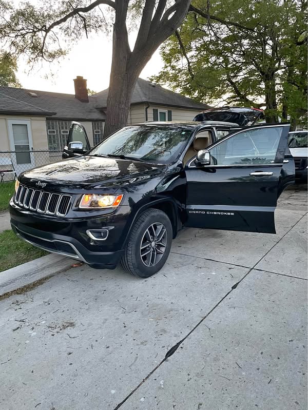 2014 Jeep Grand Cherokee - Limited Sport Utility 4D