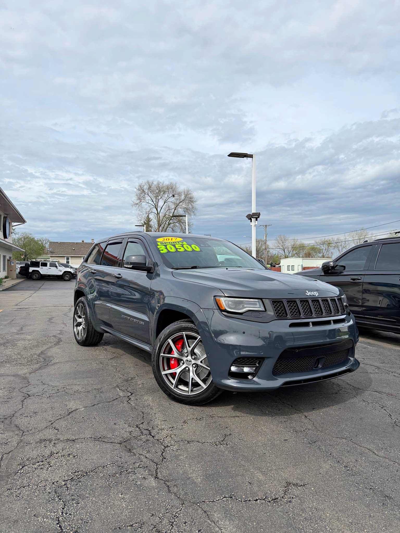 2017 Jeep Grand Cherokee - SRT Sport Utility 4D