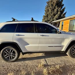 2020 Jeep Grand Cherokee - Limited Sport Utility 4D