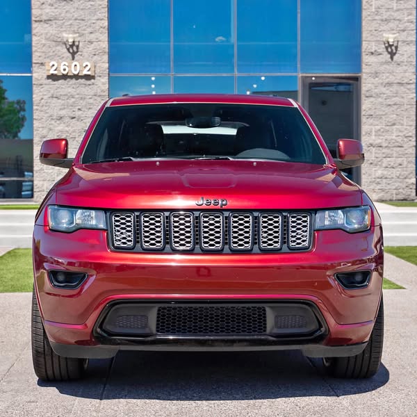 2020 Jeep Grand Cherokee - Altitude Sport Utility 4D