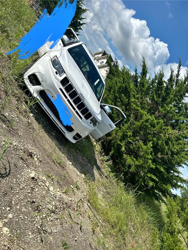 2021 Jeep Grand Cherokee - Altitude Sport Utility 4D