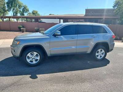 2016 Jeep Grand Cherokee - Laredo Sport Utility 4D