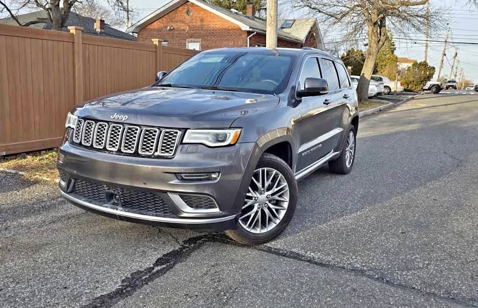 2018 Jeep Grand Cherokee - Summit Sport Utility 4D