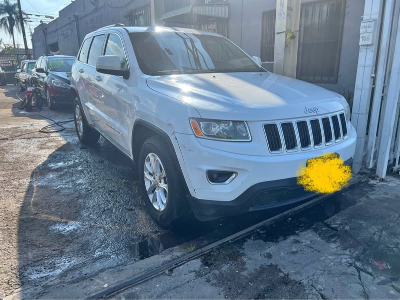 2016 Jeep Grand Cherokee - Laredo Sport Utility 4D