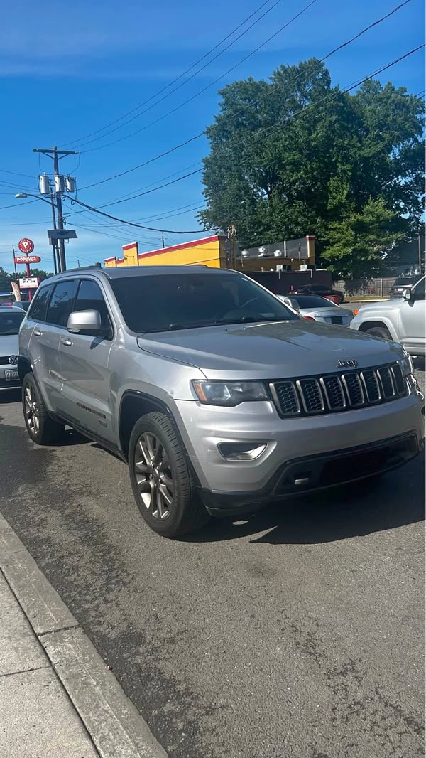 2016 Jeep Grand Cherokee - 75th Anniversary Edition Sport Utility 4D