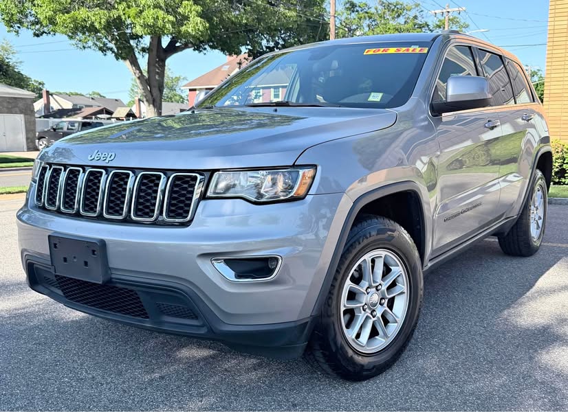 2019 Jeep Grand Cherokee - Laredo Sport Utility 4D