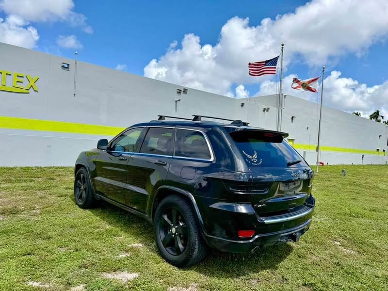 2014 Jeep Grand Cherokee - Overland Sport Utility 4D