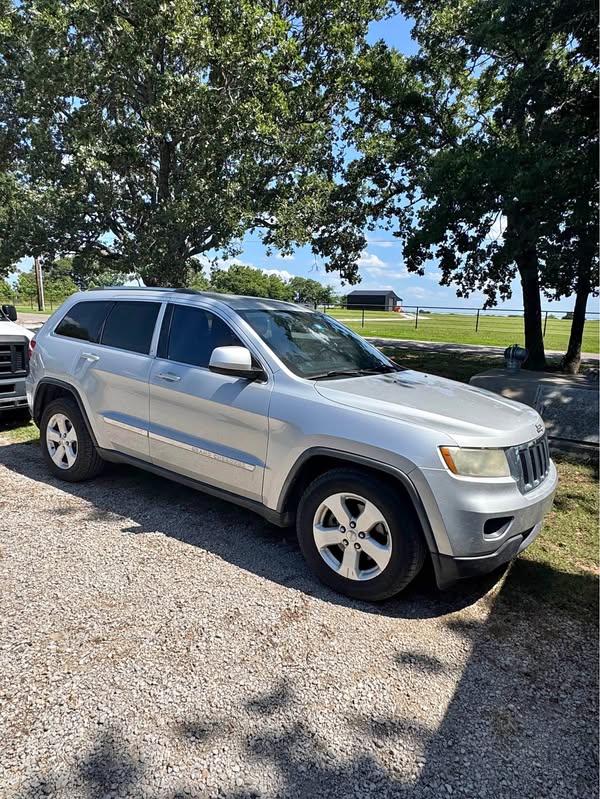2011 Jeep Grand Cherokee - Laredo Sport Utility 4D