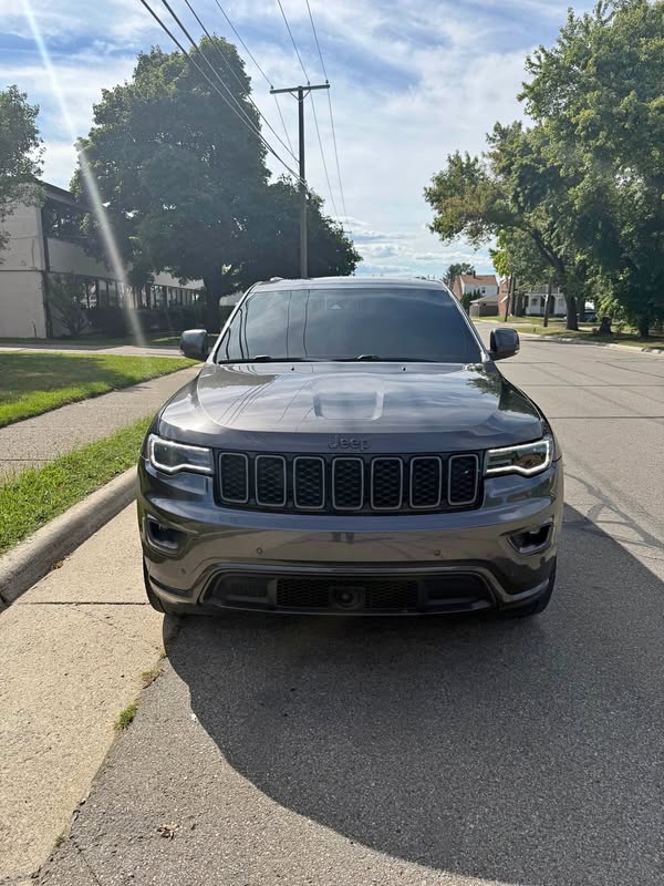 2021 Jeep Grand Cherokee - Limited 80th Anniversary