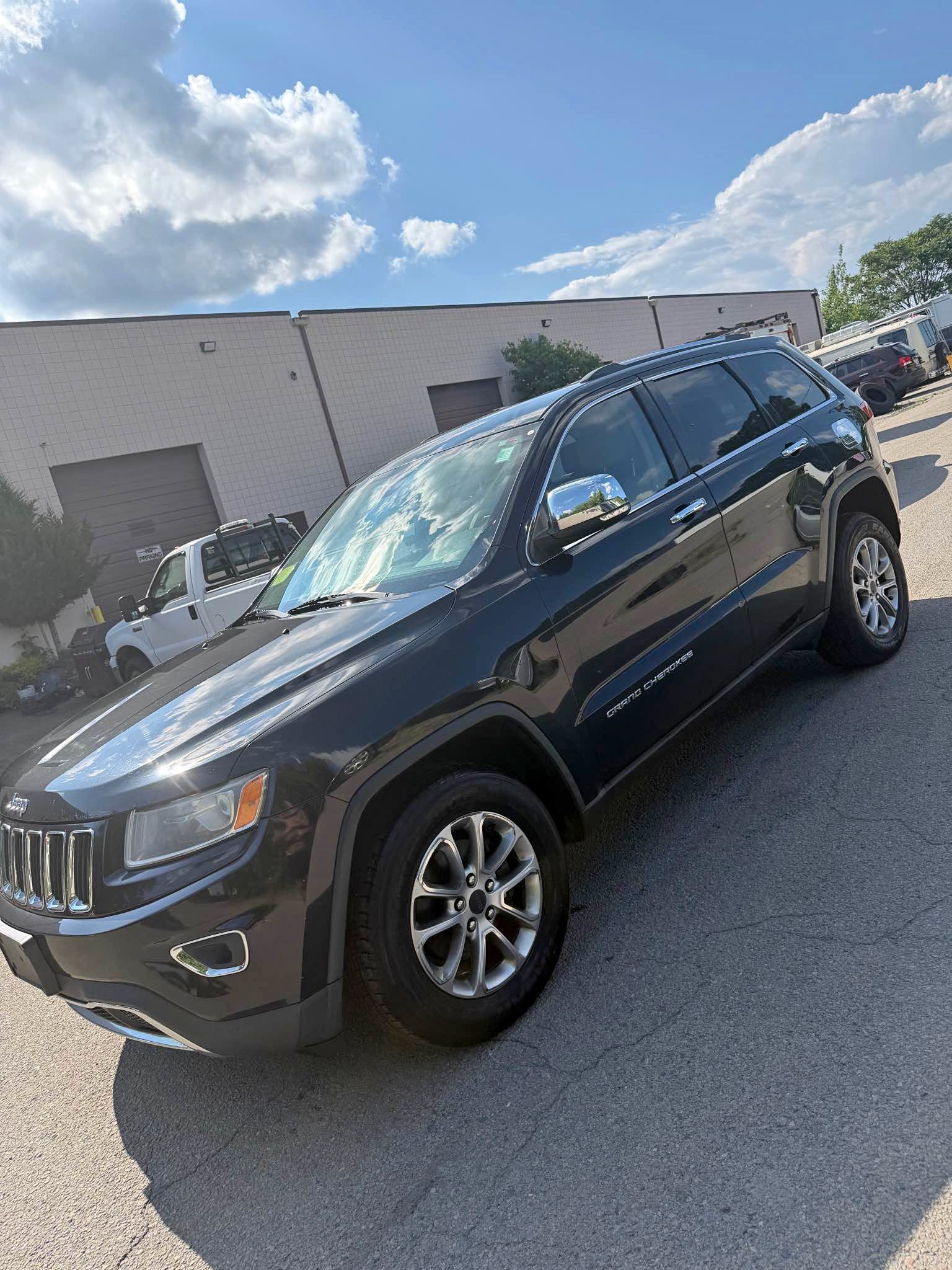 2014 Jeep Grand Cherokee L - Limited Sport Utility 4D