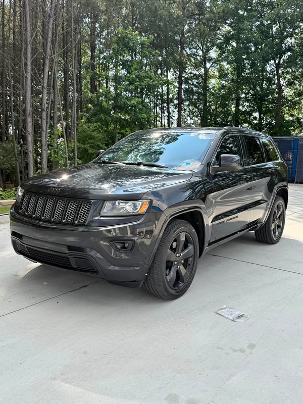 2015 Jeep Grand Cherokee - Altitude Sport Utility 4D