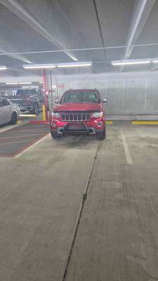 2014 Jeep Grand Cherokee - All New Overland Sport Utility 4D