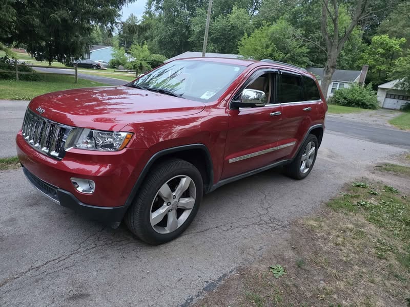 2011 Jeep Grand Cherokee - Overland Sport Utility 4D