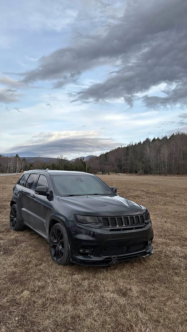 2014 Jeep Grand Cherokee - Overland Summit Sport Utility 4D
