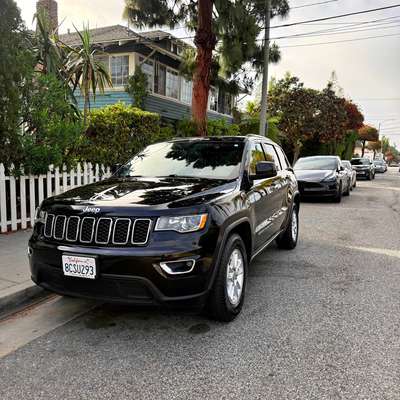 2018 Jeep Grand Cherokee - Laredo E Sport Utility 4D
