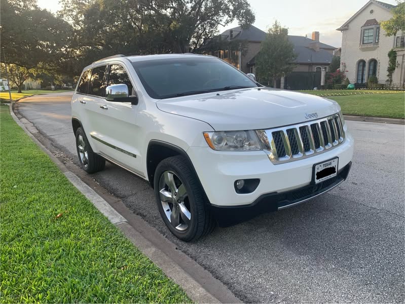 2012 Jeep Grand Cherokee - Overland Sport Utility 4D