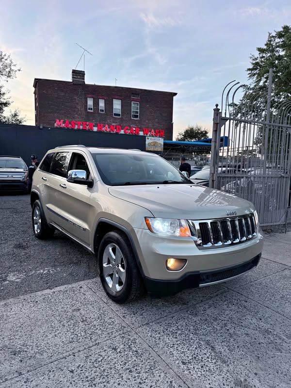2011 Jeep Grand Cherokee - Limited Sport Utility 4D