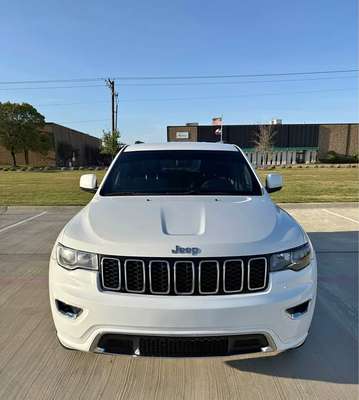2017 Jeep Grand Cherokee - Laredo E Sport Utility 4D