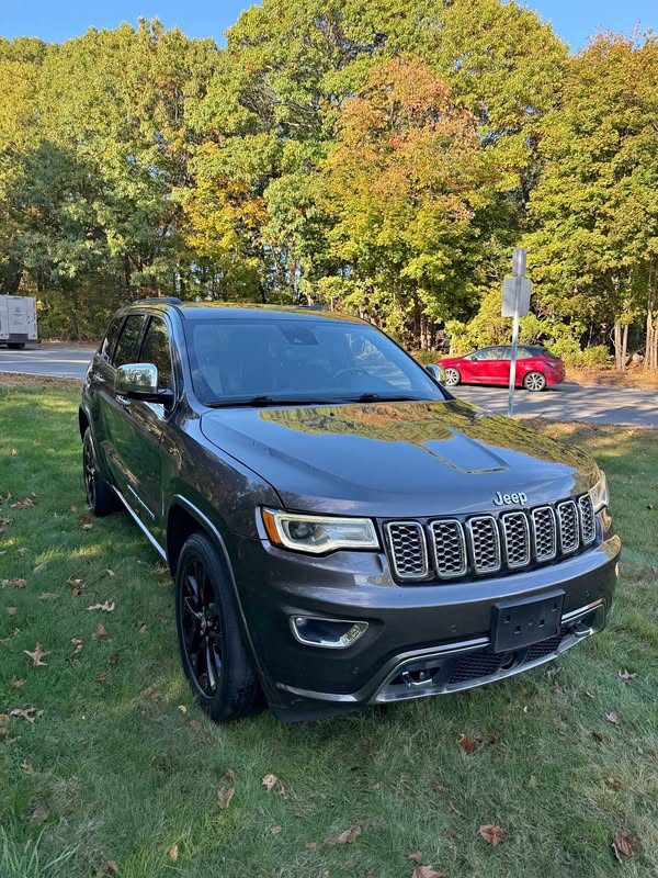2017 Jeep Grand Cherokee - All New Overland Sport Utility 4D