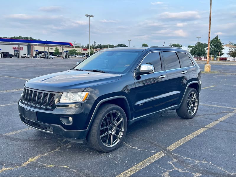 2012 Jeep Grand Cherokee - Overland Summit Sport Utility 4D