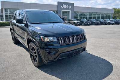 2020 Jeep Grand Cherokee - Limited Sport Utility 4D
