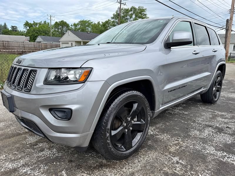 2015 Jeep Grand Cherokee - Altitude Sport Utility 4D