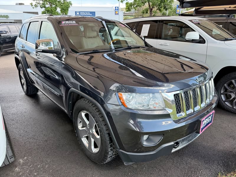 2012 Jeep Grand Cherokee Overland 4WD Hemi V8