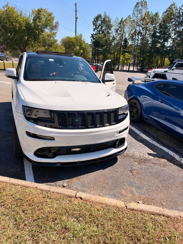 2015 Jeep Grand Cherokee - SRT Sport Utility 4D
