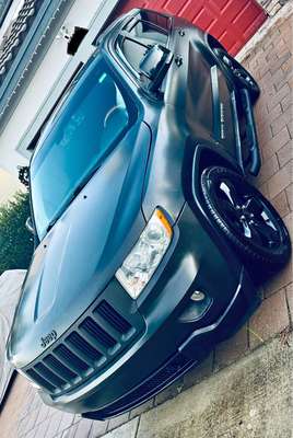 2011 Jeep Grand Cherokee - Overland Sport Utility 4D