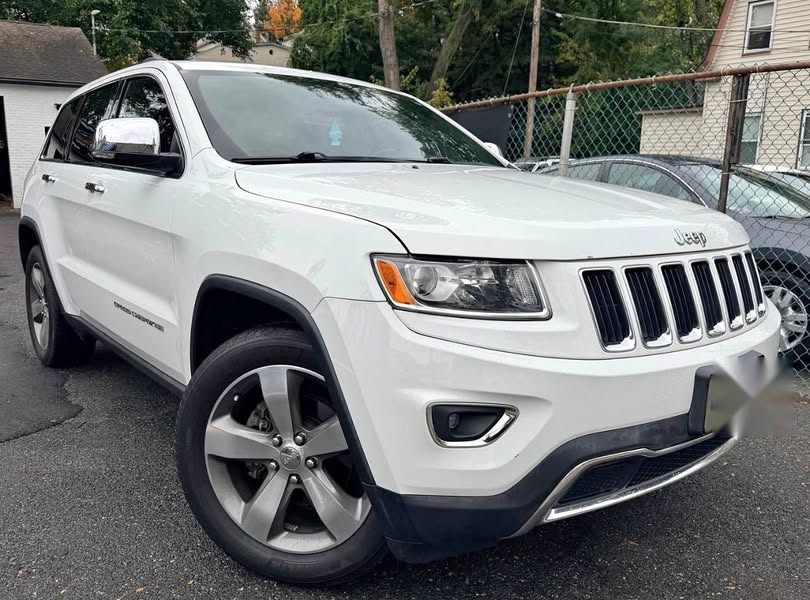 2015 Jeep Grand Cherokee - Limited Sport Utility 4D
