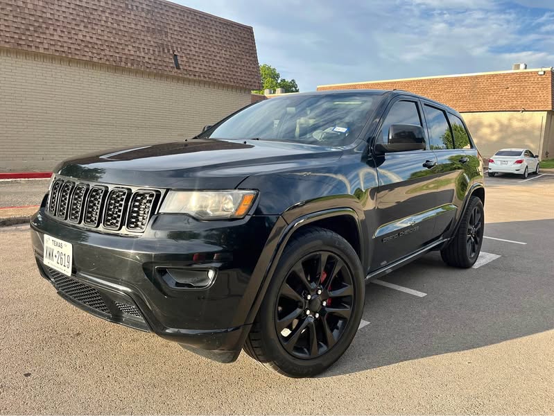 2017 Jeep Grand Cherokee - Laredo X Sport Utility 4D