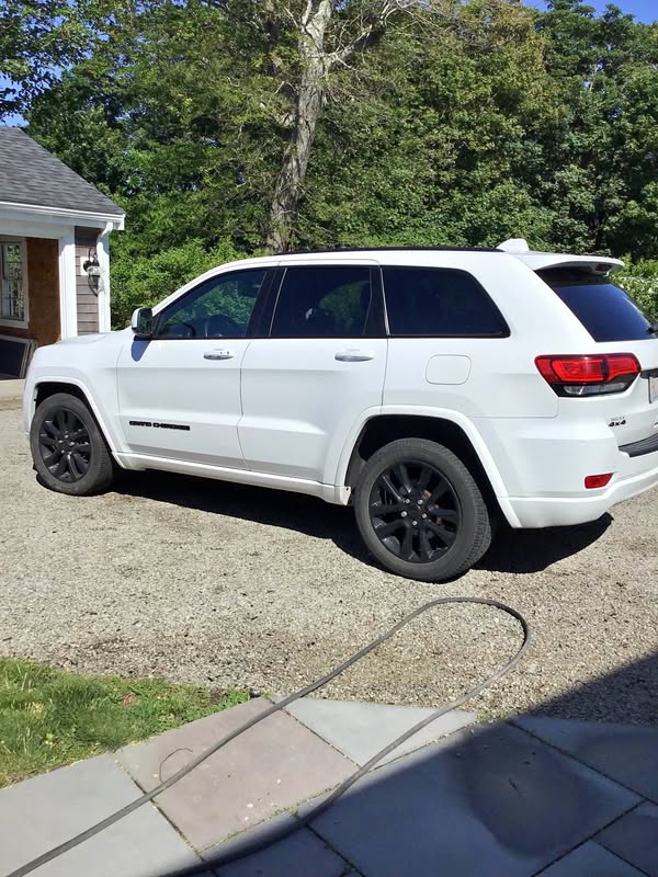2018 Jeep Grand Cherokee Altitude 65K miles $19,500 OBO
