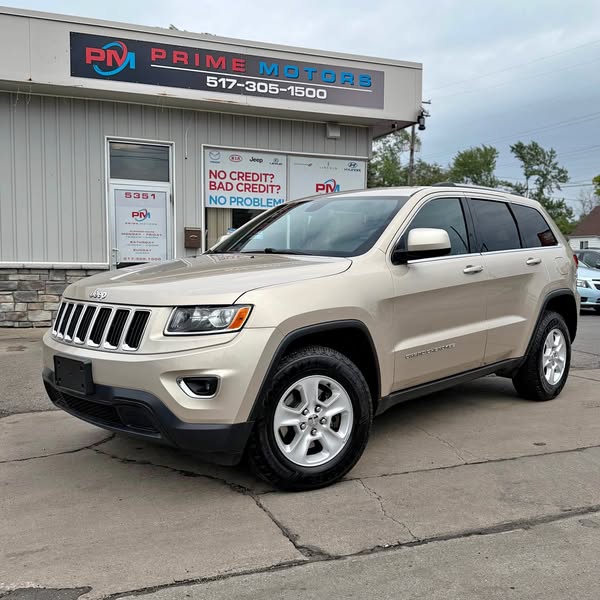2015 Jeep Grand Cherokee - Laredo E Sport Utility 4D