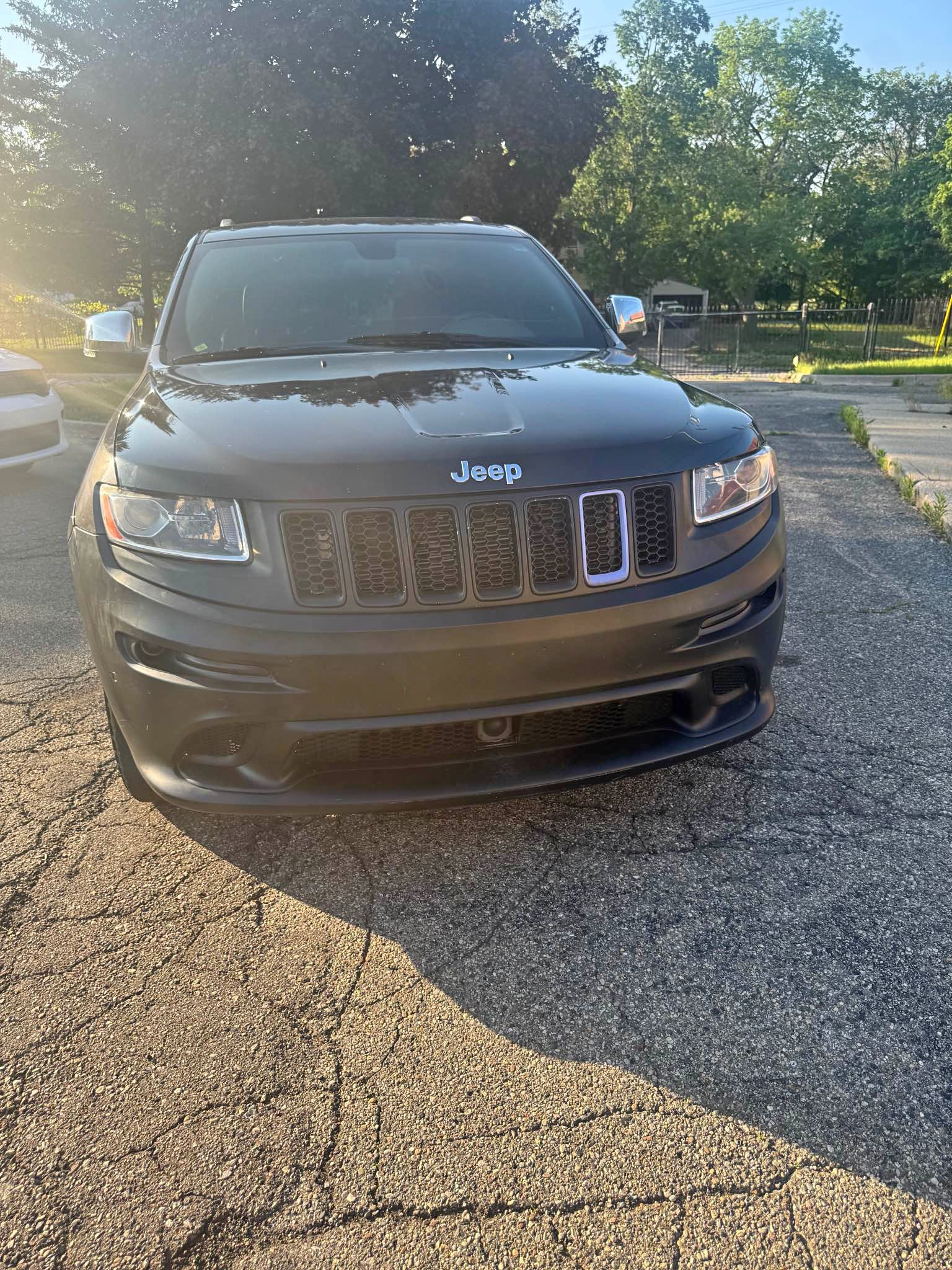 2014 Jeep Grand Cherokee - Limited X Sport Utility 4D