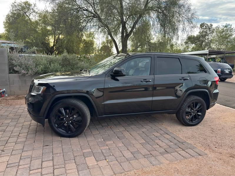 2012 Jeep Grand Cherokee - All New Laredo Sport Utility 4D